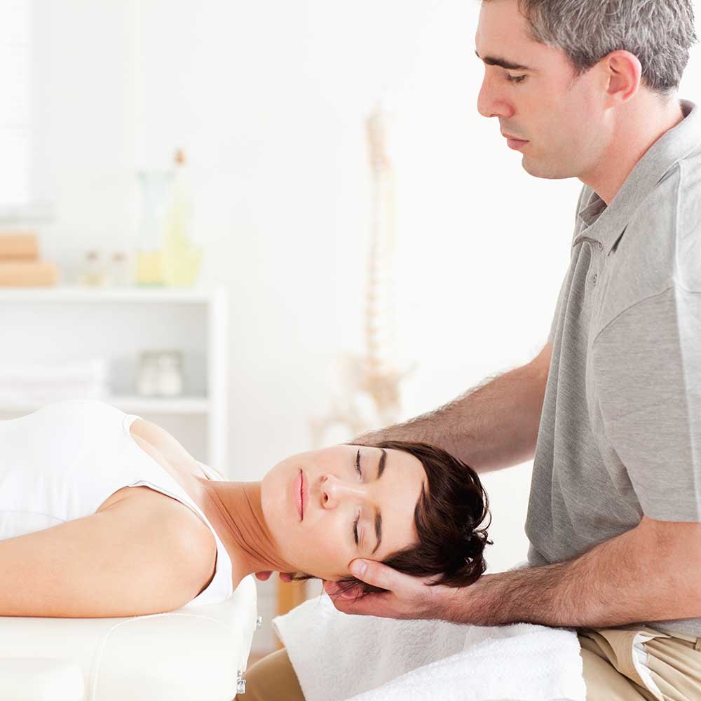 neck-range-of-motion back_pain_old_couple